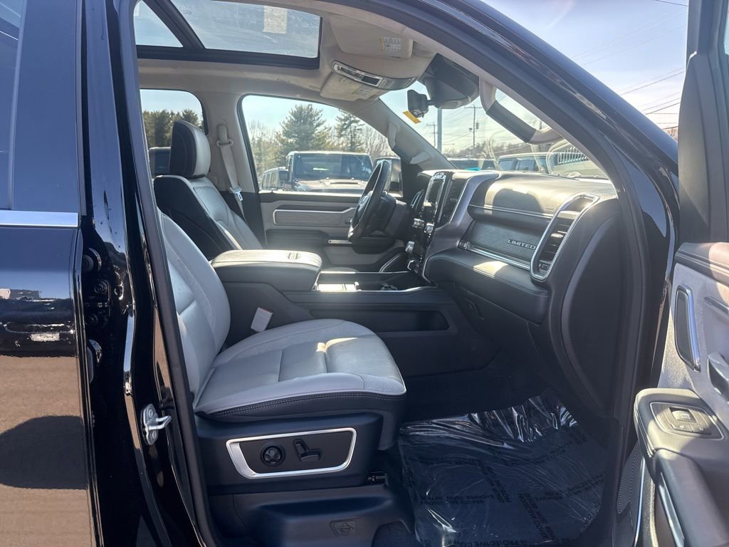 Certified 2024 RAM 1500 Limited image 31