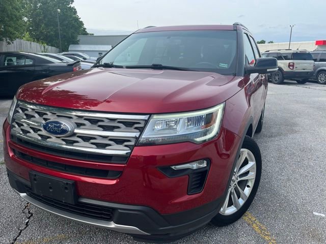 Used 2018 Ford Explorer XLT w/ Equipment Group 202A AWD/4WD image 1