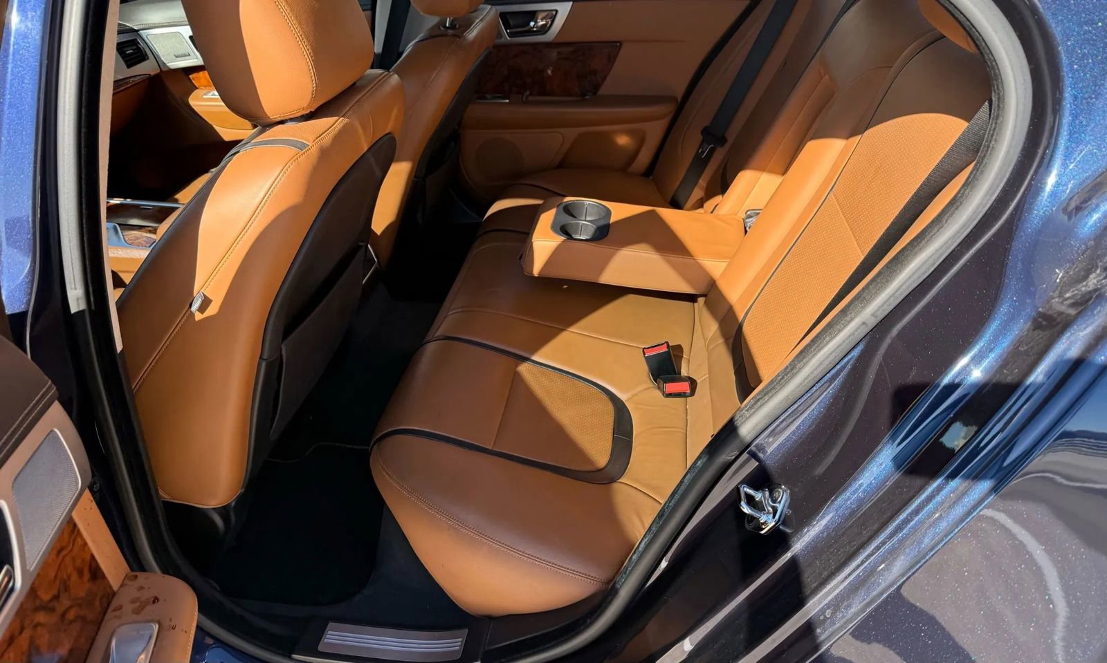 Used 2015 Jaguar XF Portfolio AWD/4WD image 16