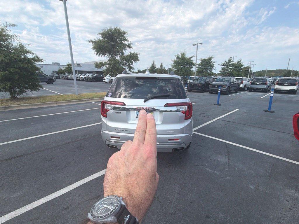 Used 2020 GMC Acadia Denali AWD/4WD image 8