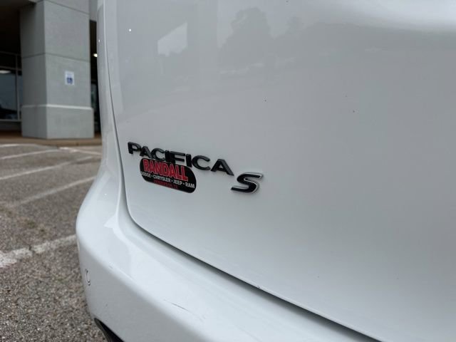 Used 2021 Chrysler Pacifica Touring-L w/ S Appearance Package FWD image 52