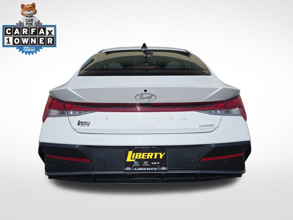 Certified 2024 Hyundai Elantra Limited FWD image 5