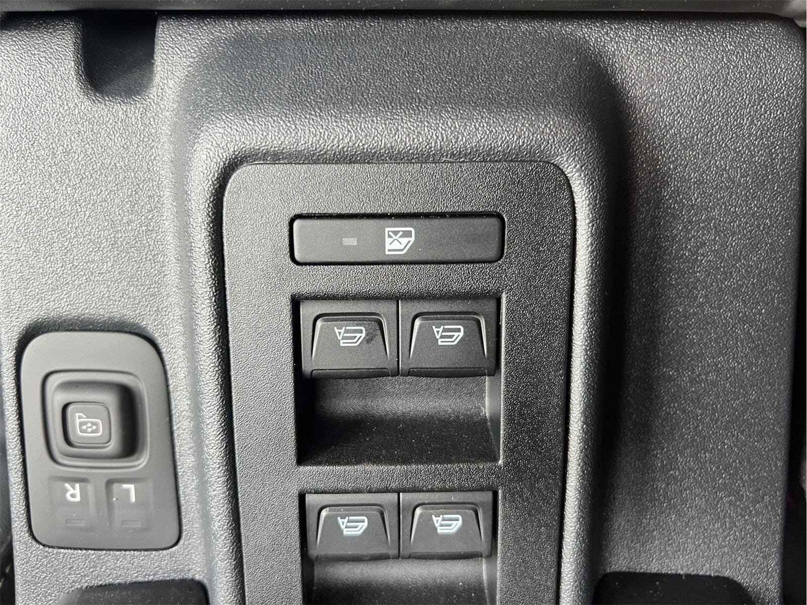 New 2025 Ford Bronco Badlands image 57