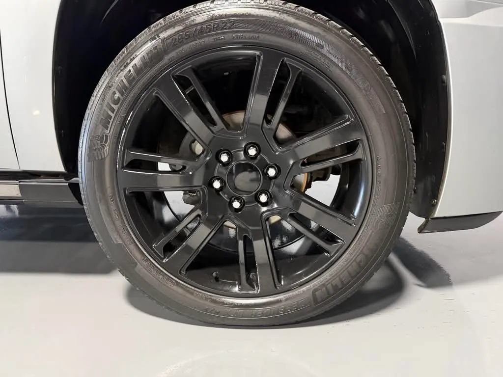 Used 2013 Cadillac Escalade ESV Platinum AWD/4WD image 9