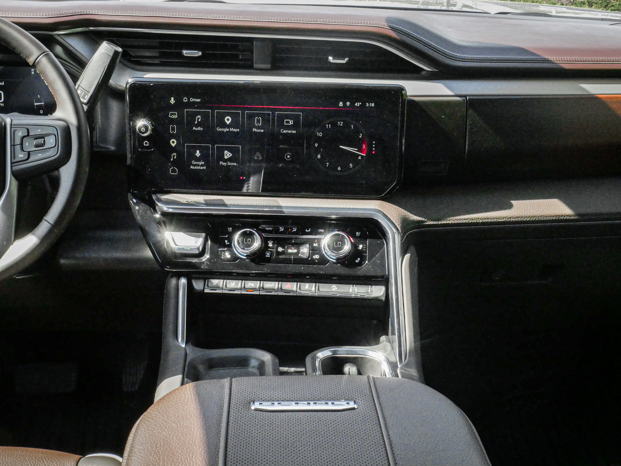 Used 2025 GMC Sierra 2500 Denali w/ Technology Package image 29