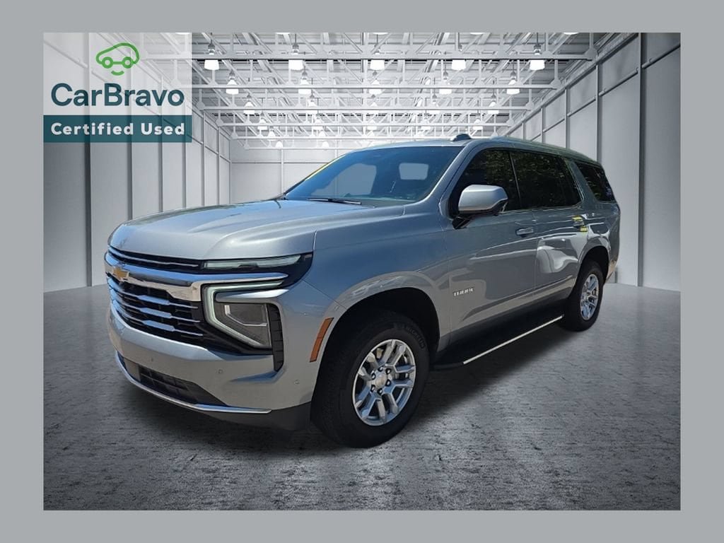 Certified 2025 Chevrolet Tahoe LT w/ Sun And Tow Package AWD/4WD image 1