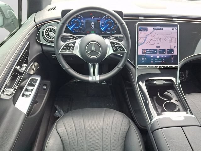 Used 2023 Mercedes-Benz EQE 500 4MATIC Sedan w/ Digital Light Package image 13