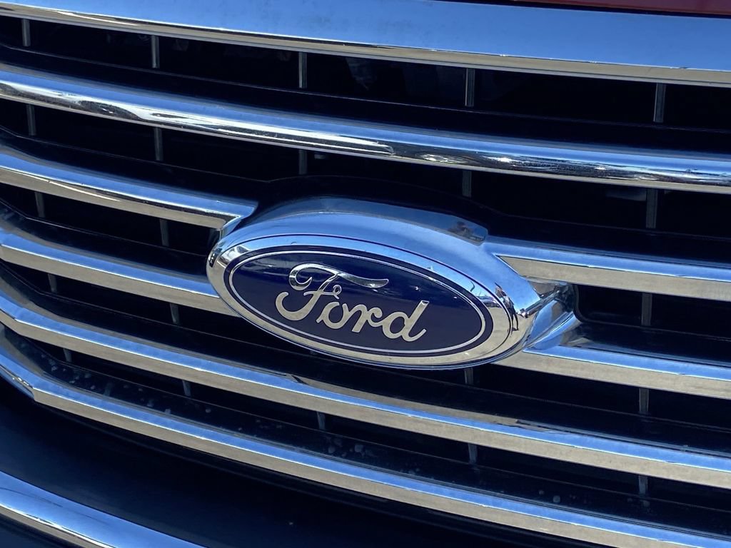 Used 2016 Ford F150 XLT w/ Equipment Group 302A Luxury AWD/4WD image 26