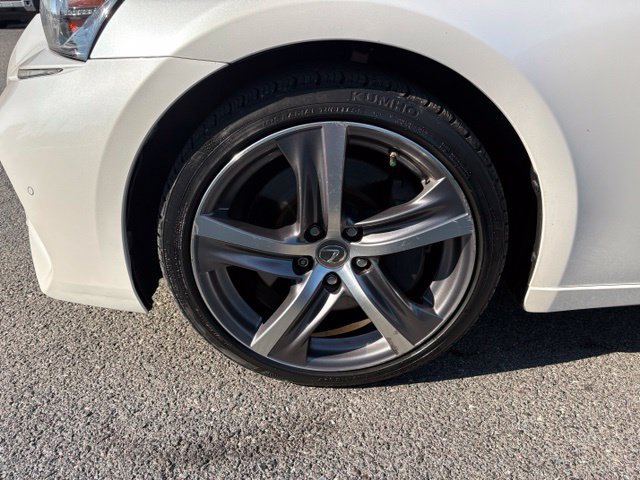 Used 2018 Lexus IS 300 w/ Comfort Package RWD image 13