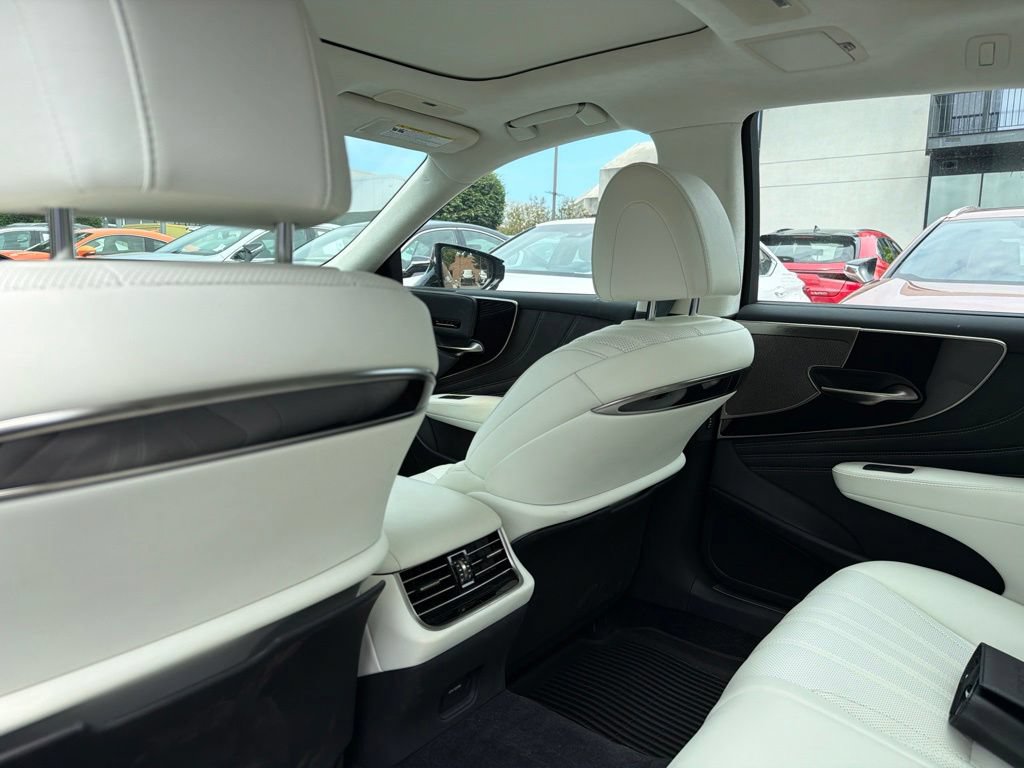 Certified 2024 Lexus LS 500 AWD w/ Interior Upgrade Package image 11