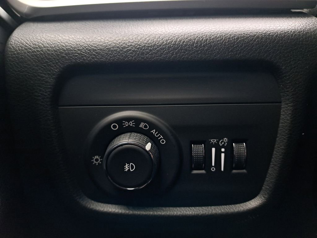 New 2025 Jeep Grand Cherokee L Limited w/ Luxury Tech Group II image 25