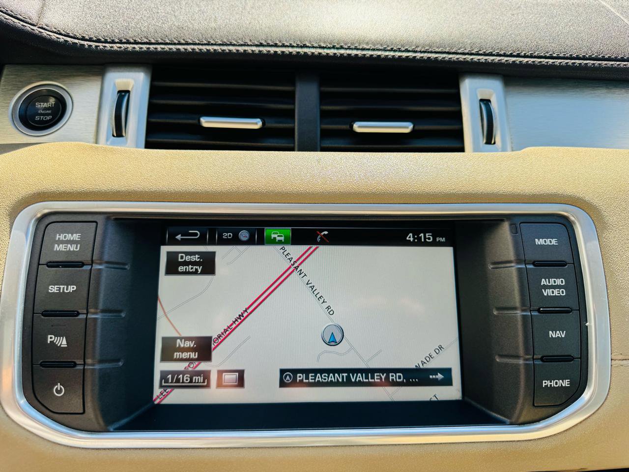 Used 2015 Land Rover Range Rover Evoque Pure Premium AWD/4WD image 11