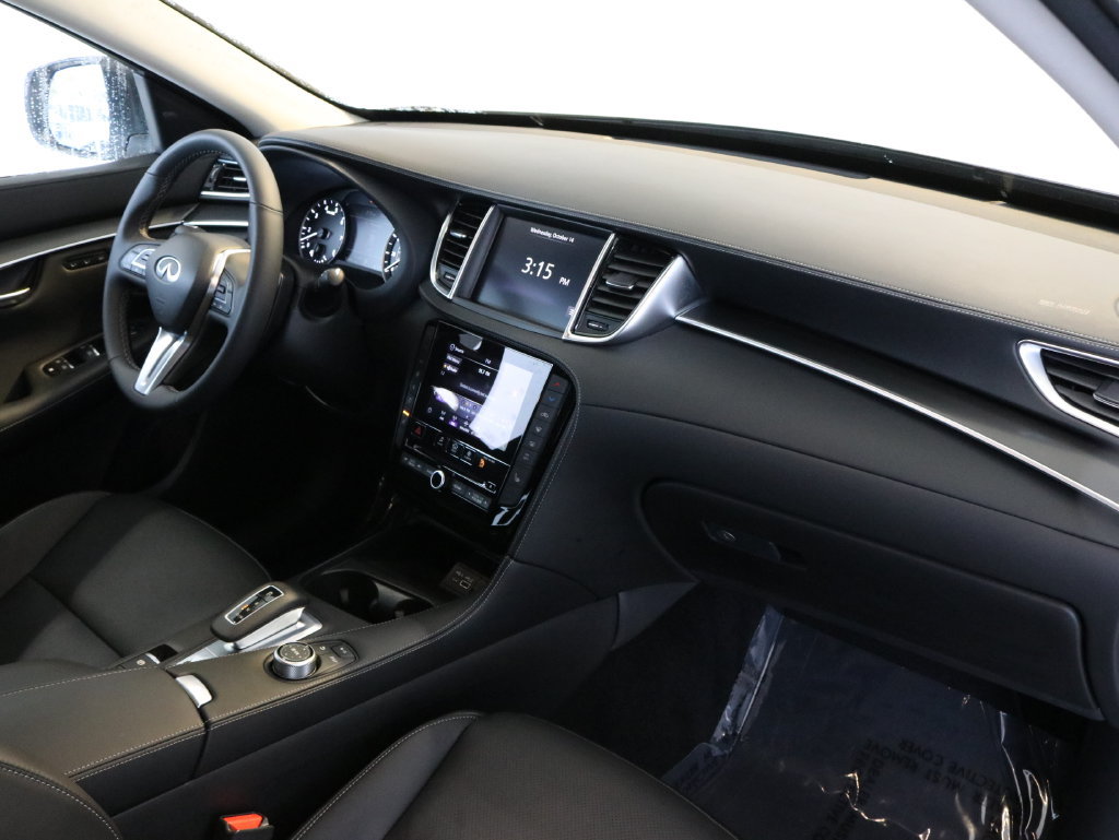 Certified 2025 INFINITI QX50 Luxe AWD/4WD image 45