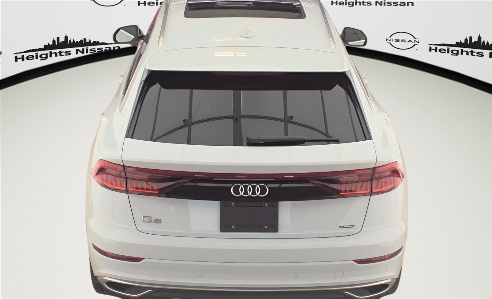 Used 2023 Audi Q8 Premium Plus AWD/4WD image 4