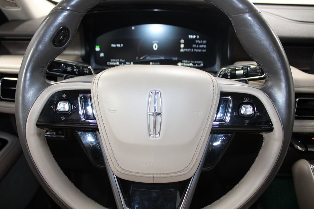 Used 2023 Lincoln Aviator Reserve w/ Equipment Group 201A image 39