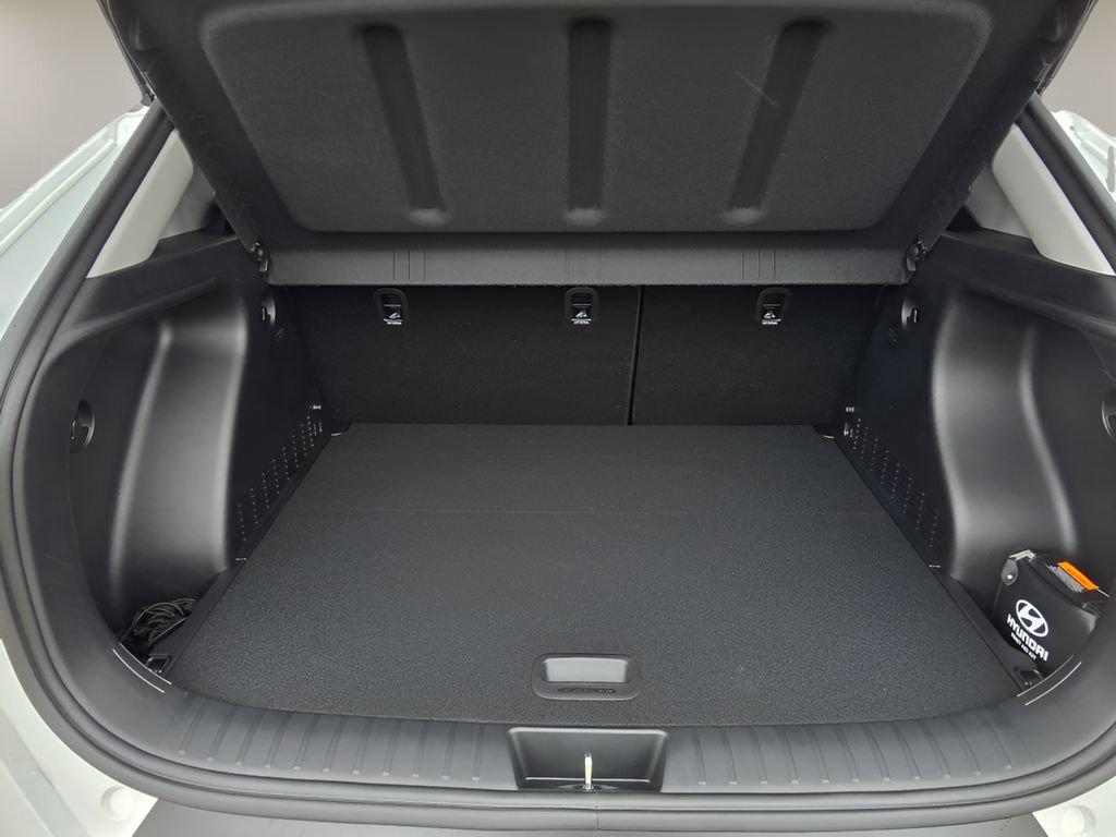 New 2026 Hyundai Kona SEL Premium image 29