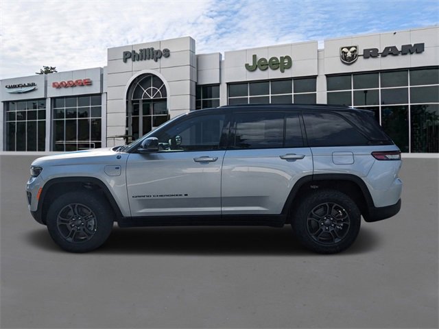 New 2025 Jeep Grand Cherokee Trailhawk image 7