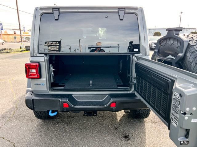 Used 2021 Jeep Wrangler Unlimited Rubicon 4xe w/ Steel Bumper Group image 11