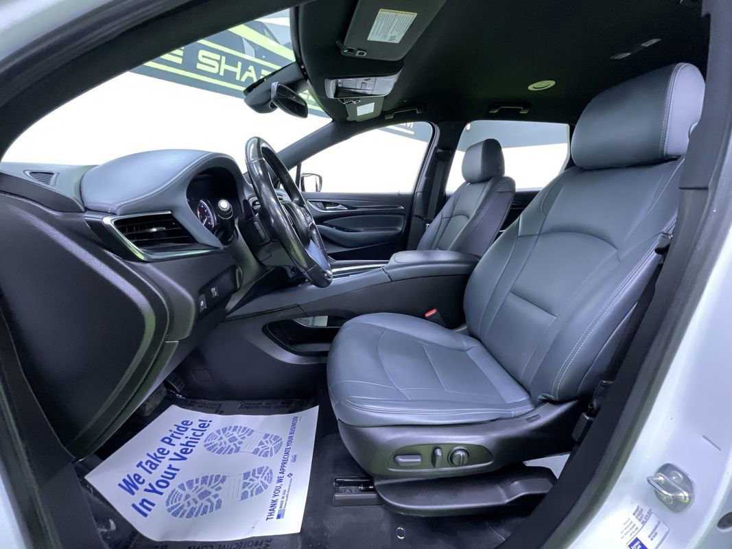 Used 2023 Buick Enclave Essence FWD image 16