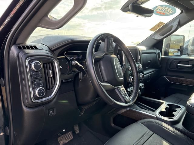 Used 2023 GMC Sierra 3500 Denali w/ Technology Package image 8