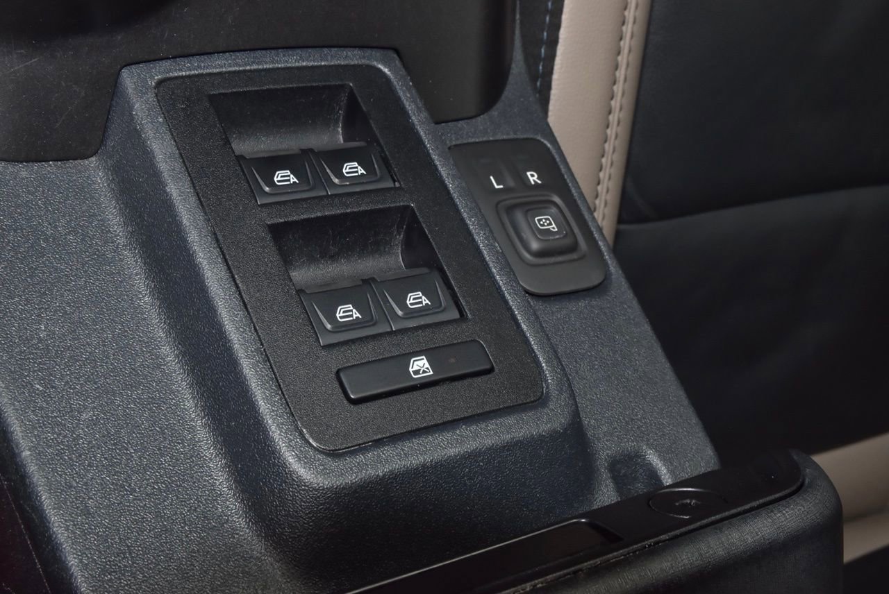 Used 2023 Ford Bronco Wildtrak image 35