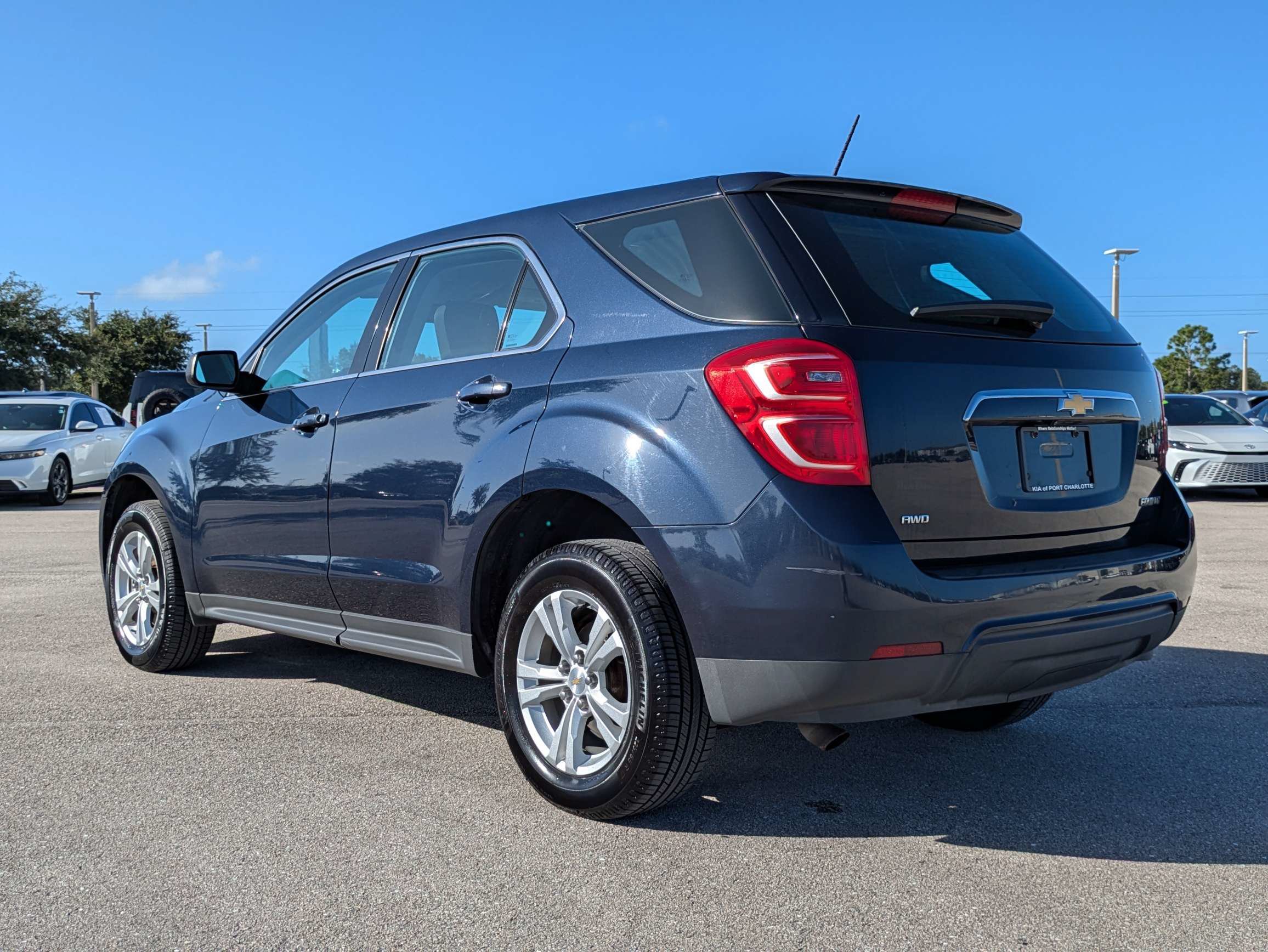 Used 2016 Chevrolet Equinox LS AWD/4WD image 6