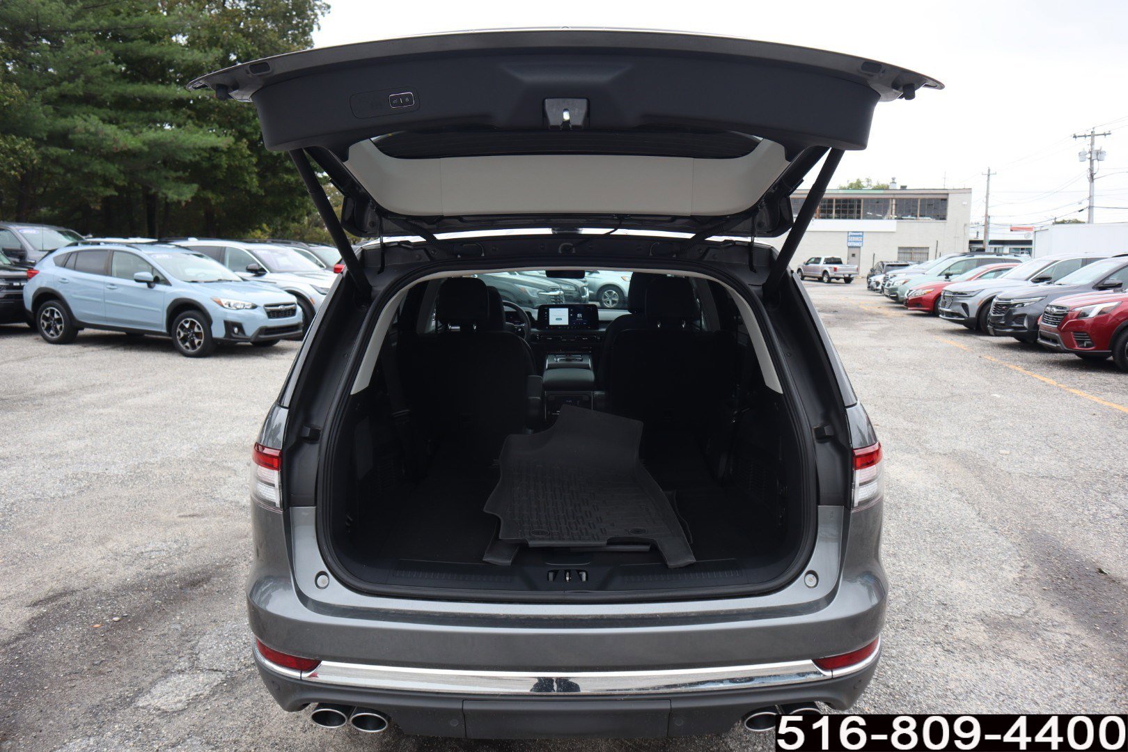 Used 2025 Lincoln Aviator AWD image 33