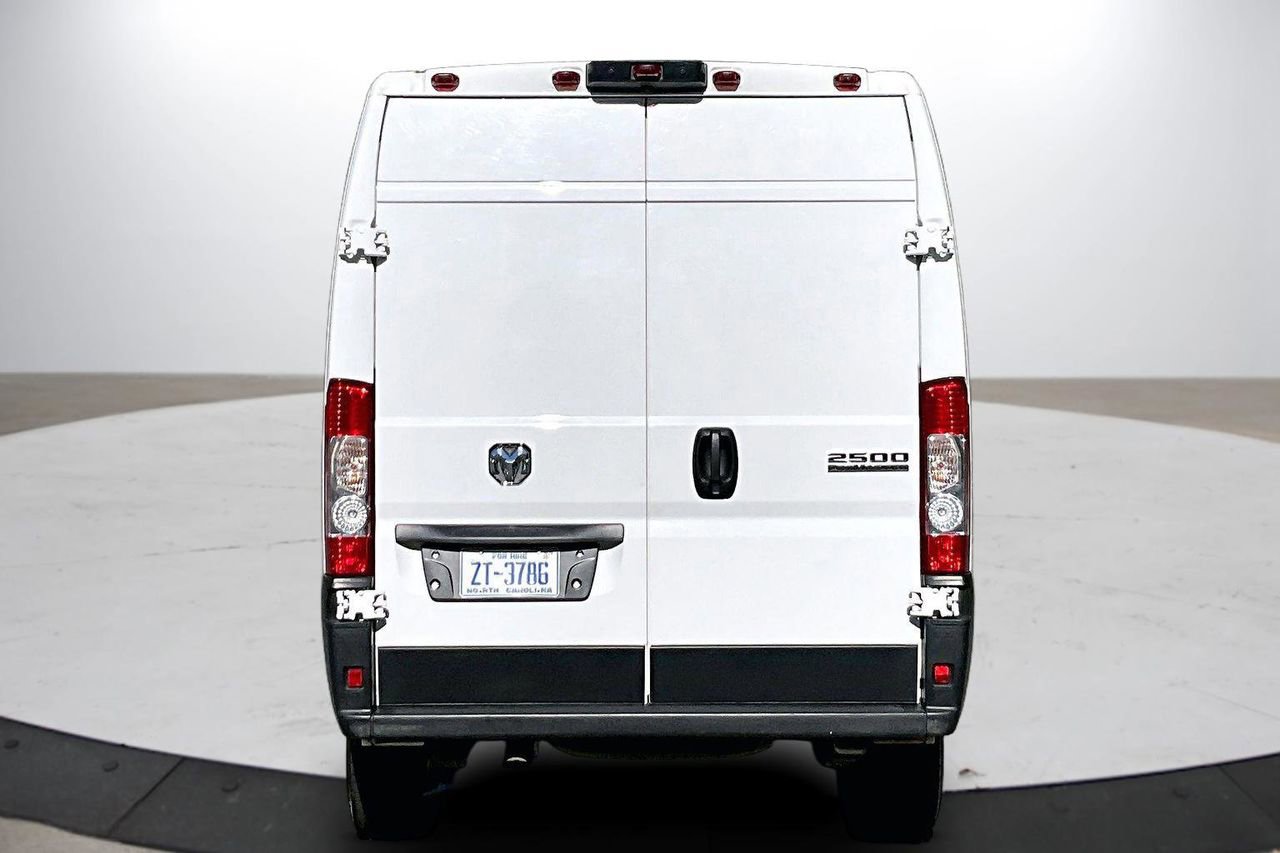 Used 2025 RAM ProMaster 2500 w/ Convenience Group FWD image 8