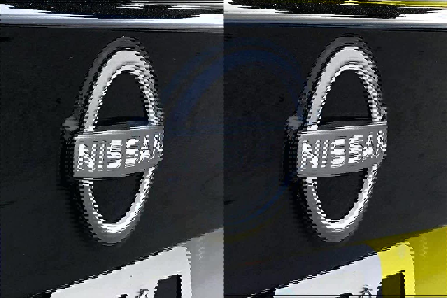 Used 2025 Nissan Kicks SR w/ Illumination Package image 30