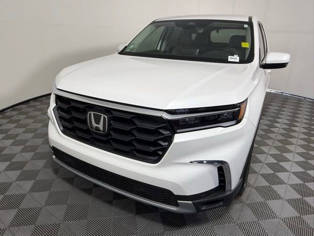 Used 2023 Honda Pilot EX-L image 2