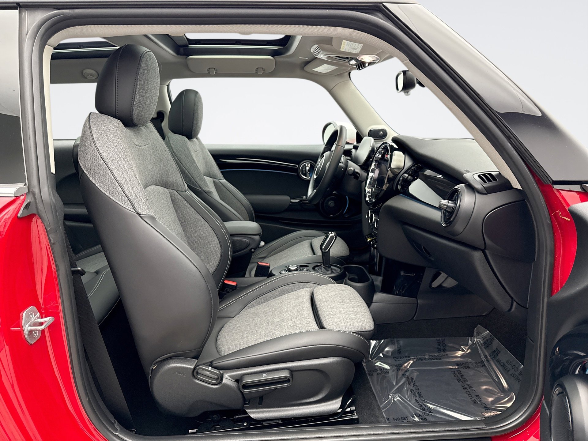 Used 2023 MINI Cooper SE image 18