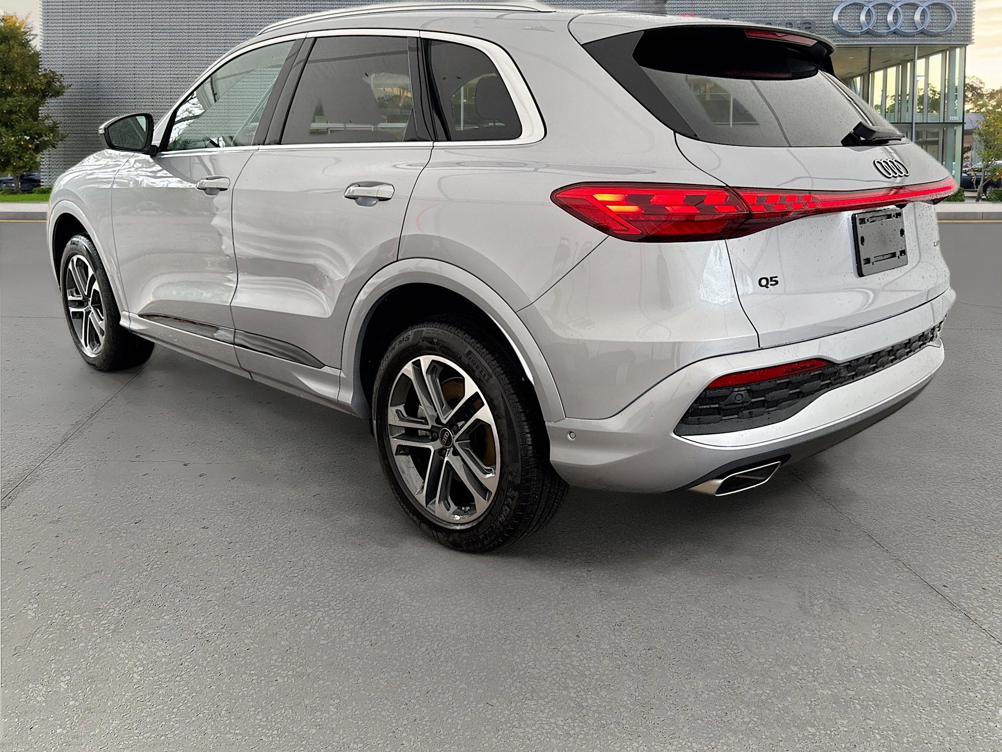 New 2025 Audi Q5 Premium image 5