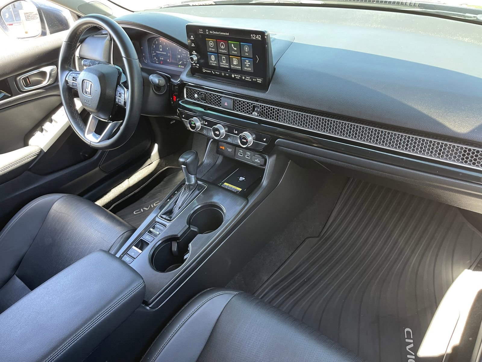 Used 2023 Honda Civic Touring image 14