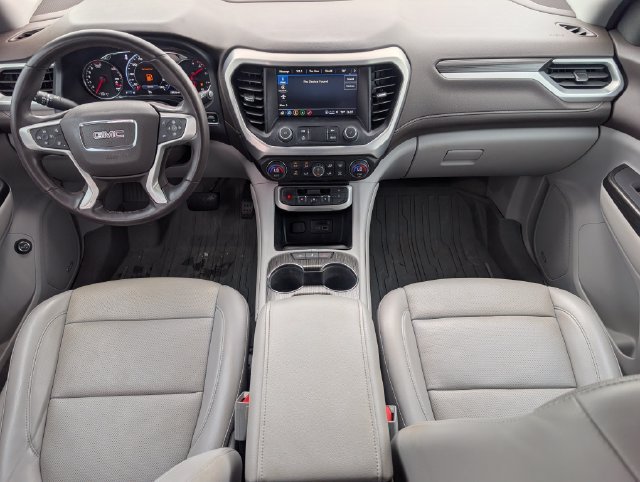 Used 2023 GMC Acadia SLT w/ Technology Package FWD image 5