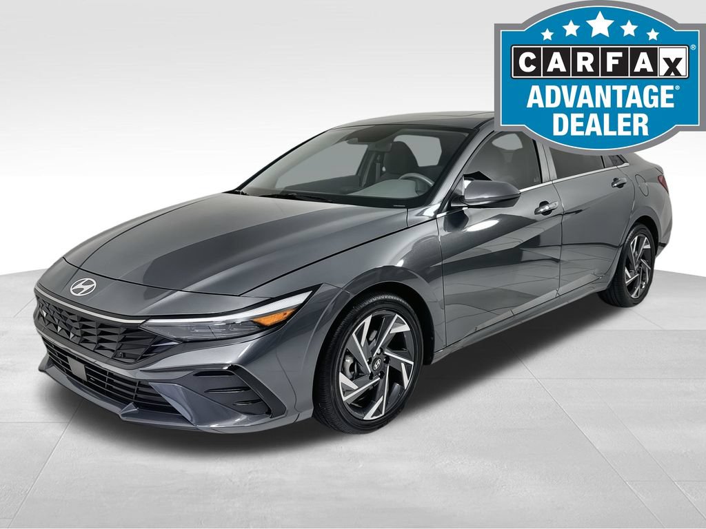 Certified 2025 Hyundai Elantra SEL w/ Cargo Package FWD image 1