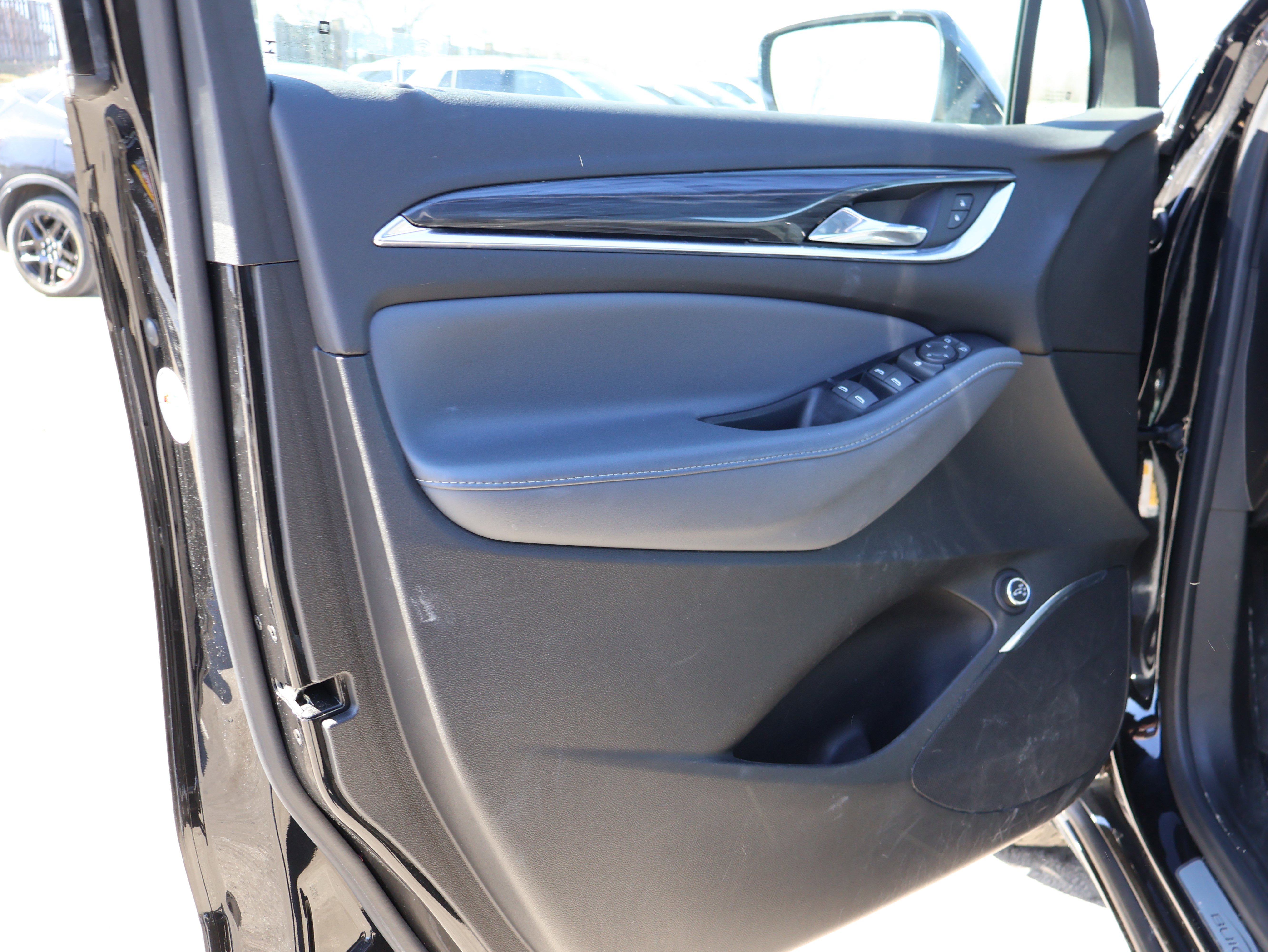 Used 2023 Buick Enclave Essence w/ Experience Buick Package image 23