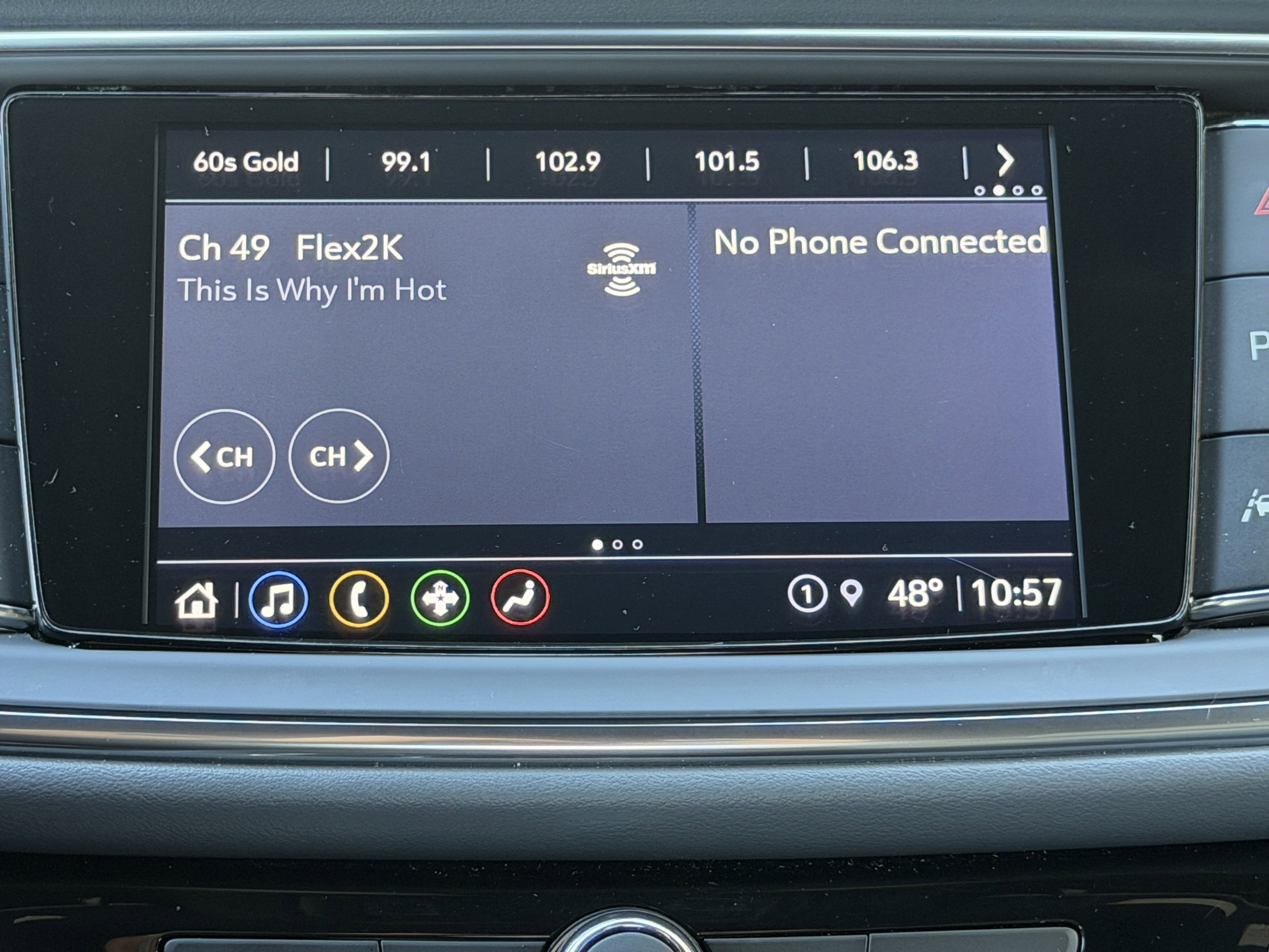 Used 2023 Buick Enclave Essence image 25