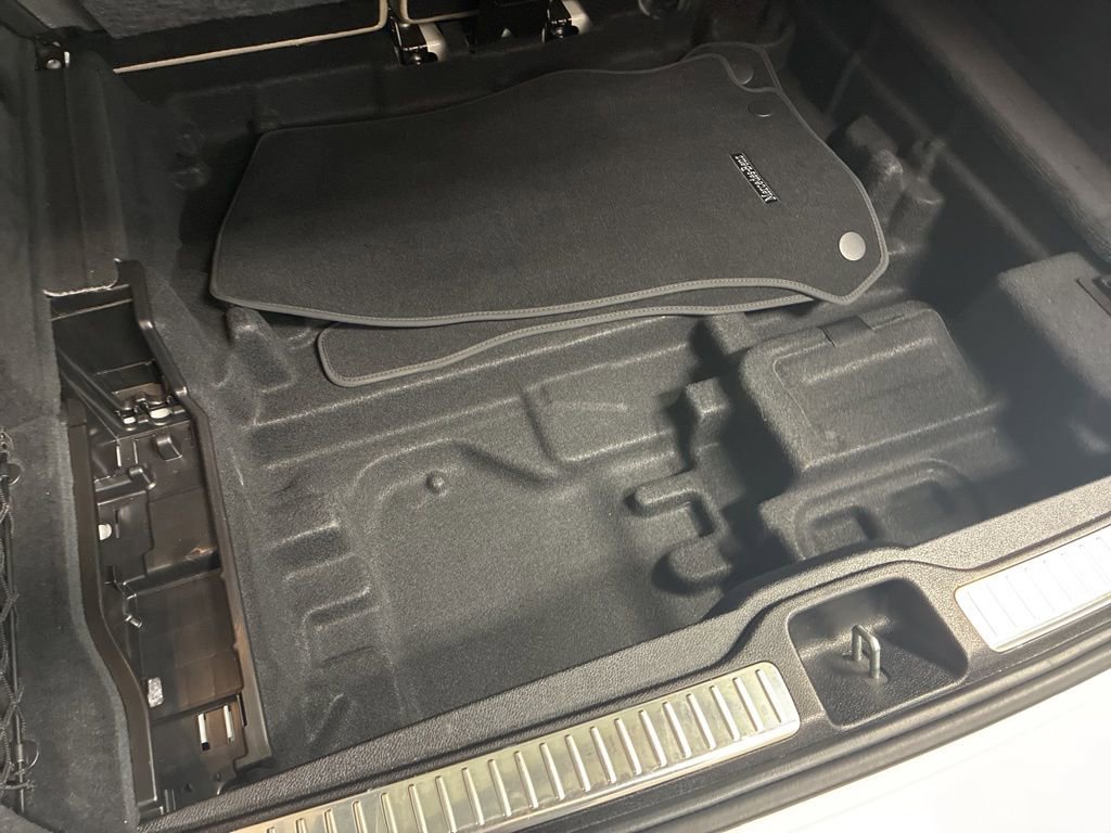 Used 2019 Mercedes-Benz GLC 300 4MATIC image 15