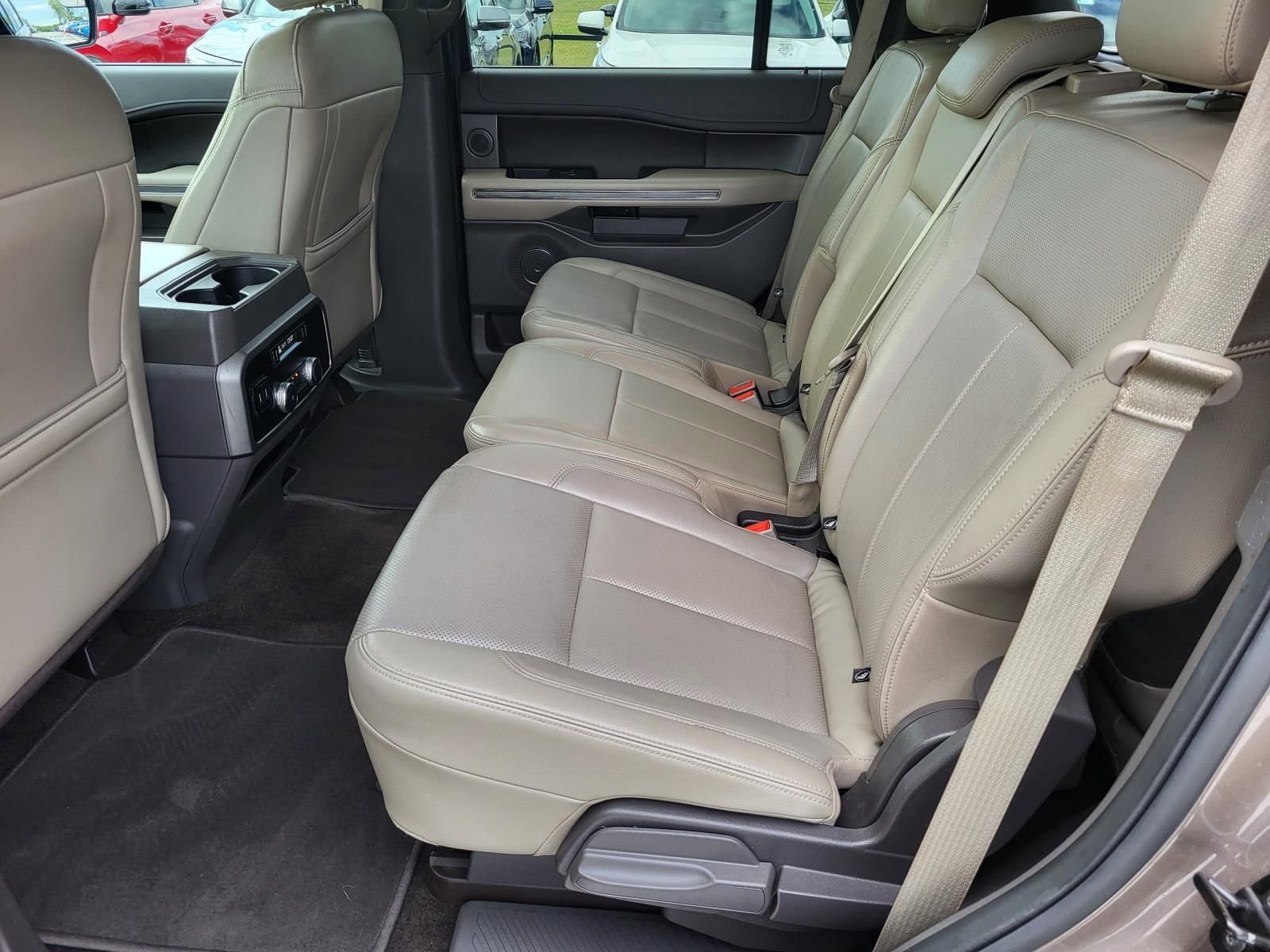 Used 2018 Ford Expedition XLT w/ Equipment Group 201A image 11