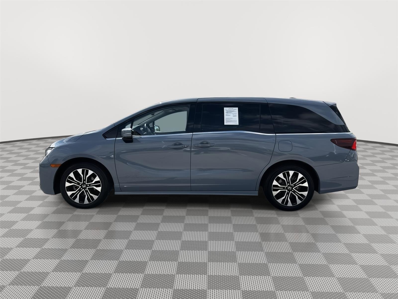 Certified 2025 Honda Odyssey Elite image 3