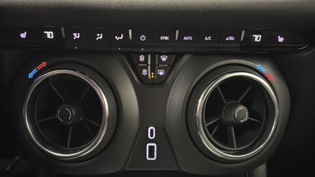 Used 2024 Chevrolet Blazer LT w/ Redline Edition AWD/4WD image 18