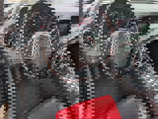 Used 2019 Chevrolet Camaro LT RWD image 10