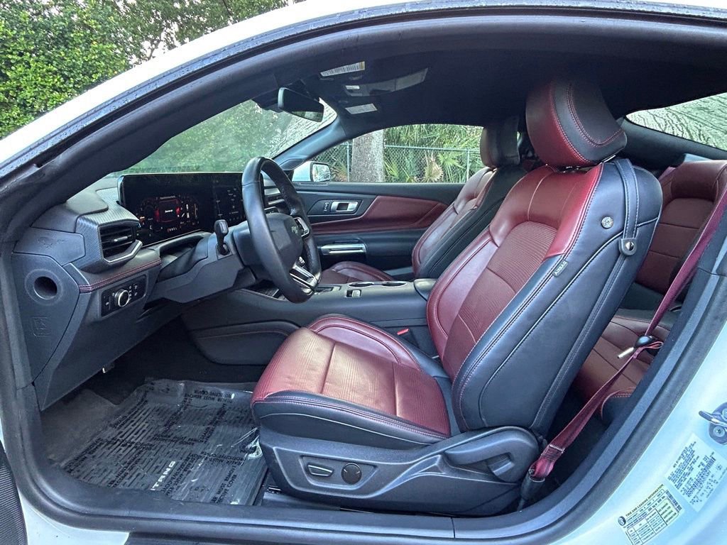 Used 2024 Ford Mustang Premium RWD image 10
