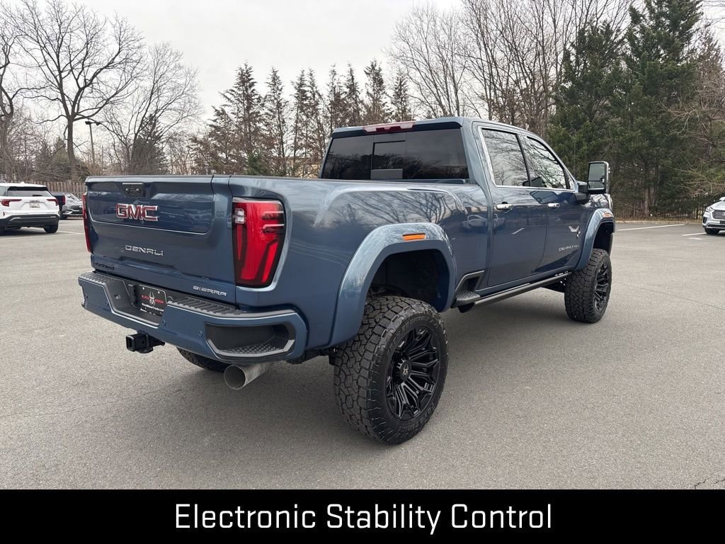New 2026 GMC Sierra 2500 Denali AWD/4WD image 7