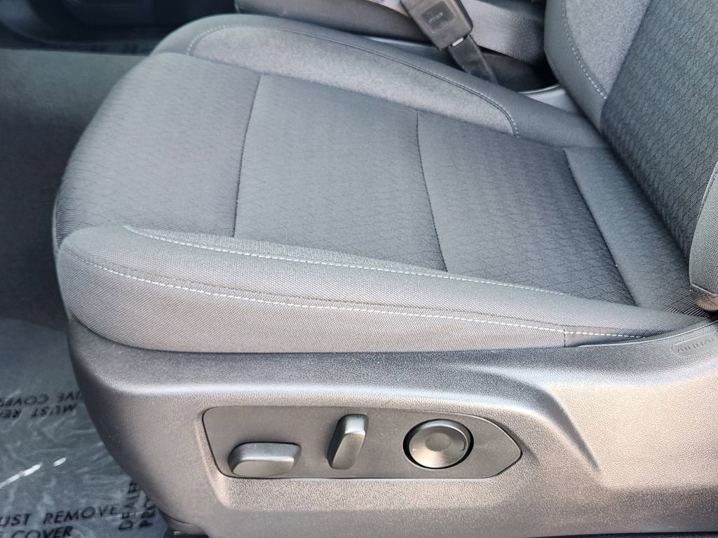 Certified 2023 Chevrolet Silverado 1500 Custom image 24