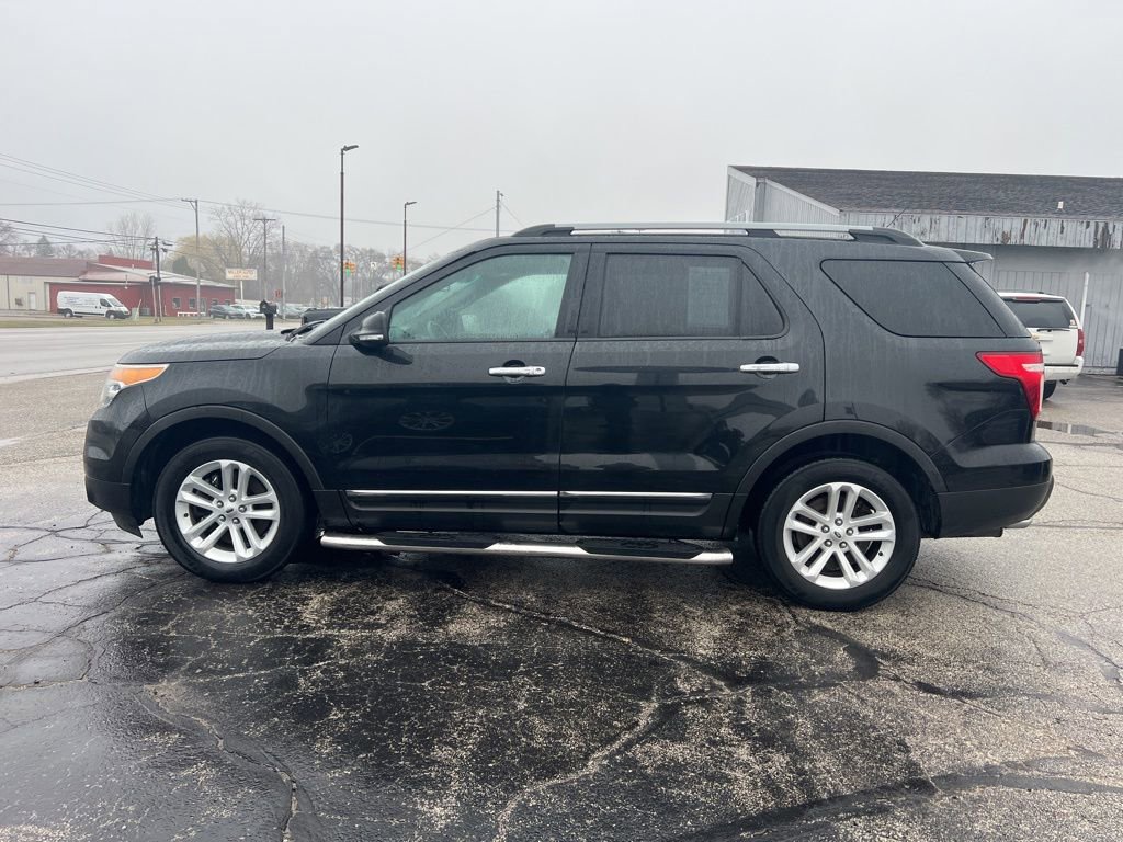 Used 2015 Ford Explorer XLT w/ Equipment Group 202A image 6