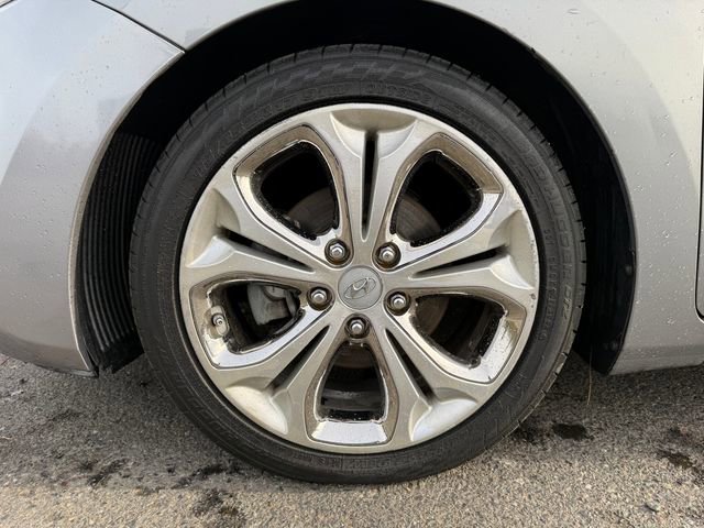 Used 2014 Hyundai Elantra GT w/ Option Group 03 image 31