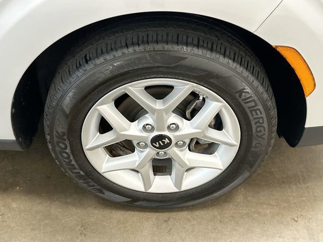 Used 2020 Kia Soul S FWD image 5