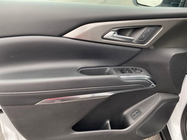 Certified 2026 Chevrolet Traverse LT AWD/4WD image 16