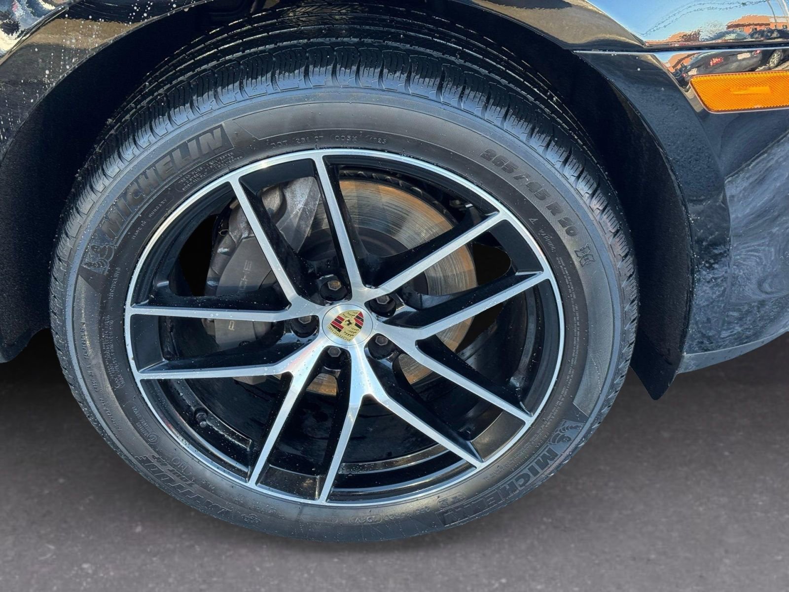 Used 2023 Porsche Macan image 7